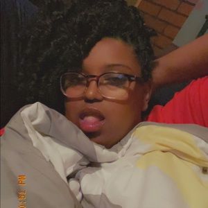 Meet your Posher, Marsharee